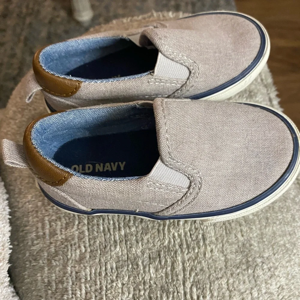 Old Navy Kids Slip-On Sneakers - Light Gray and Brown